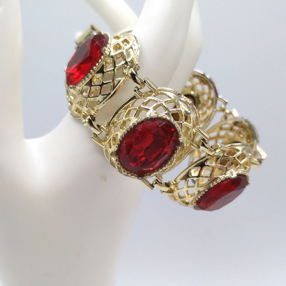 Vintage Red Glass Link Bracelet Gold Tone Filigree Wide Bracelet